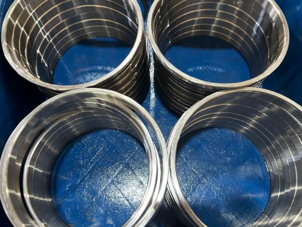 数控车床主轴轴承噪音大的原因有哪些？