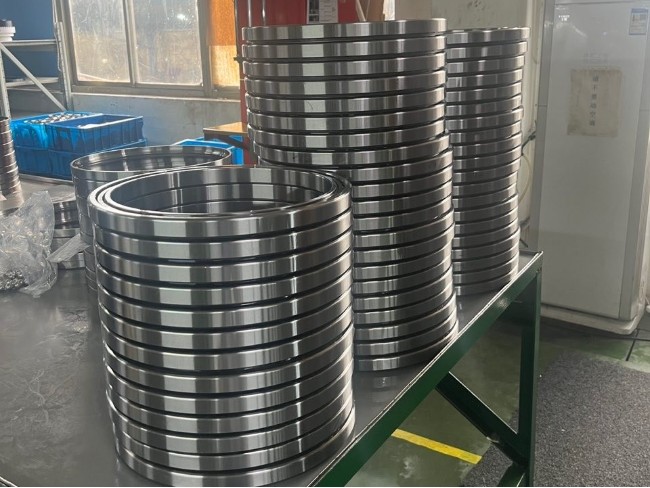 角接触轴承,角接触球轴承,角接触陶瓷球轴承