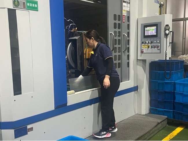 角接触陶瓷球轴承滚道划伤的原因有哪些？