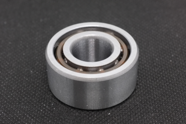 双列角接触轴承和两只角接触轴承结构哪种好