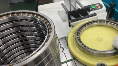 角接触球轴承使用寿命多久？哪些因素影响使用？