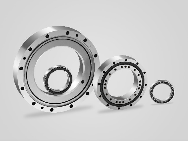 交叉滚子轴承原理结构是什么？三立交叉滚子轴承优点有哪些？