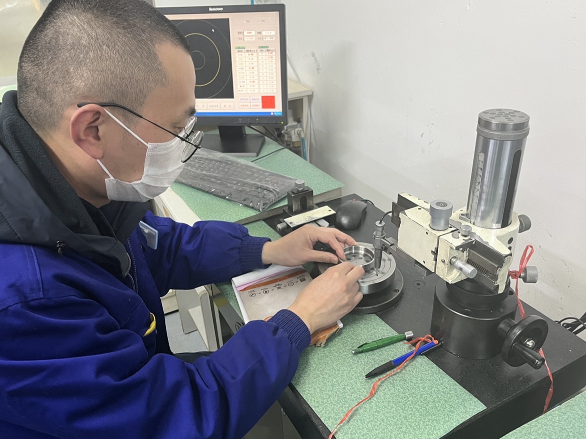 机床配对轴承的隔套有什么作用？