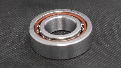 新换的主轴轴承发热烫手正常吗？为什么会发热？